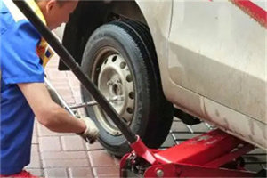 来凤附近拖车24小时服务热线电话